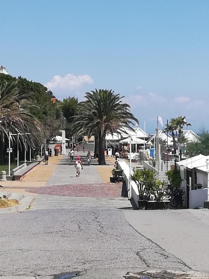 Miriamare Albissola Marina Exterior foto
